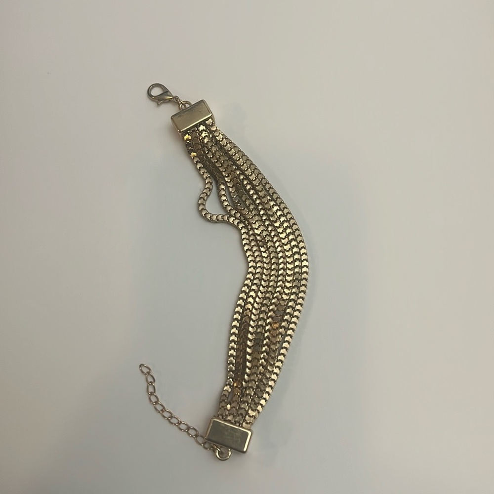 Bracelet gold tone